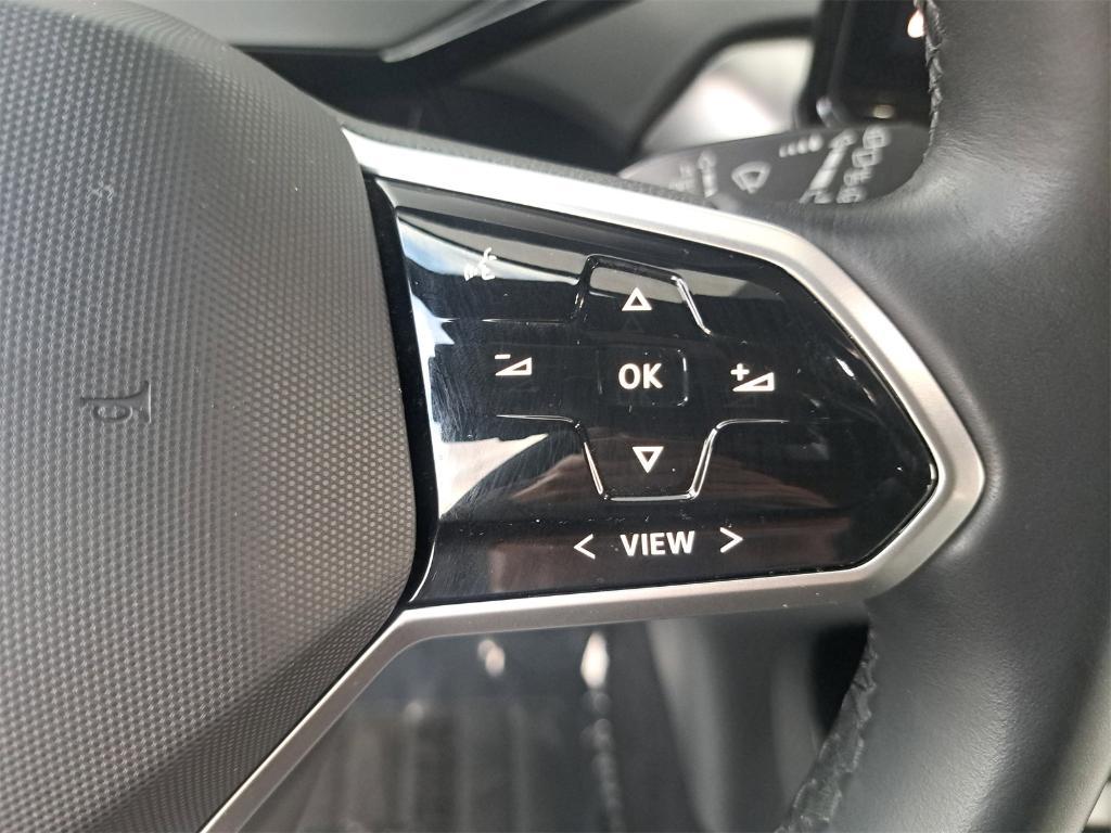 used 2022 Volkswagen ID.4 car, priced at $24,500