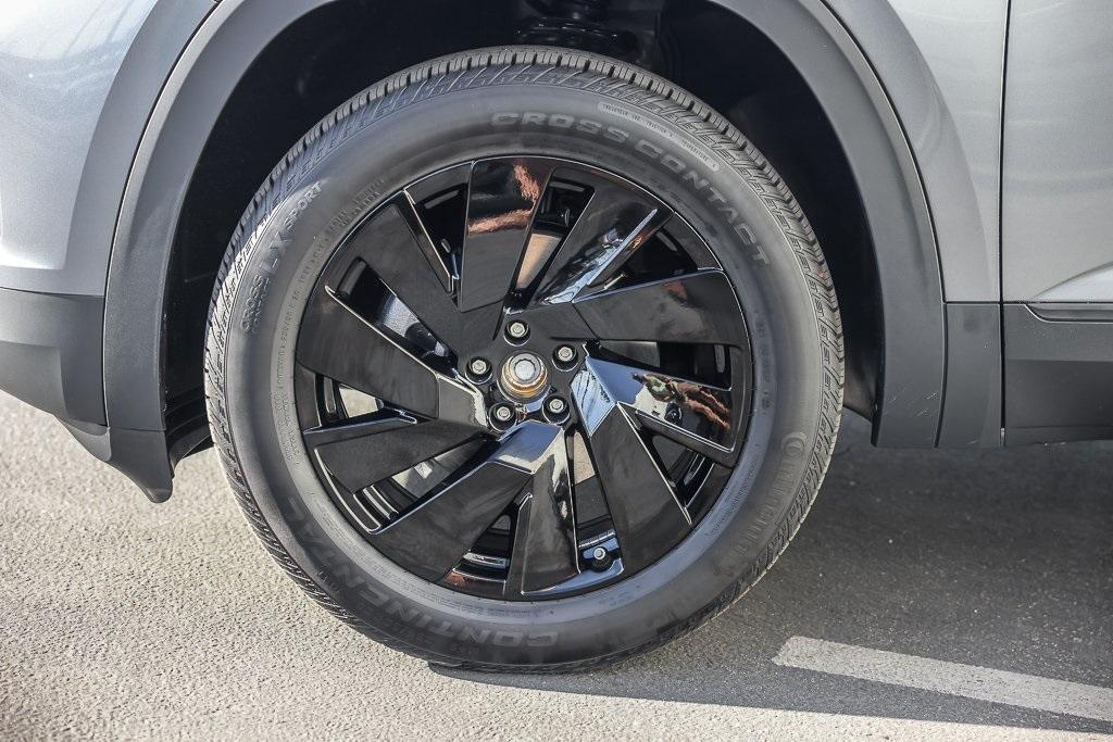 new 2025 Volkswagen Atlas car, priced at $46,087