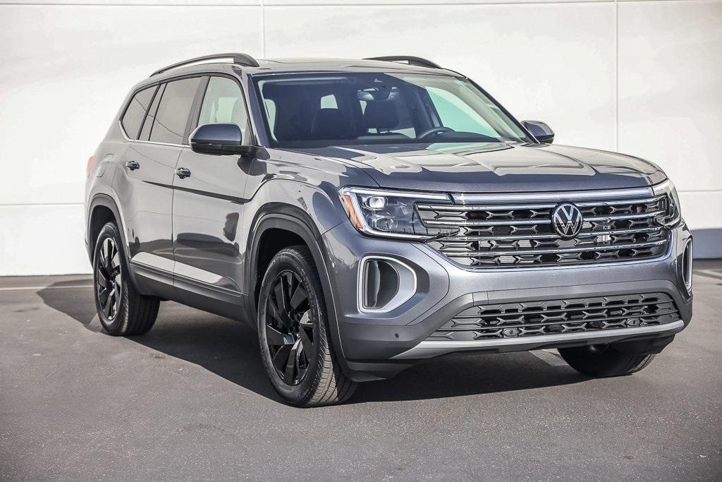 new 2025 Volkswagen Atlas car, priced at $46,087