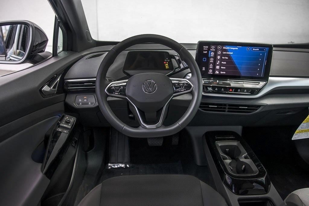 new 2025 Volkswagen ID.4 car, priced at $47,276