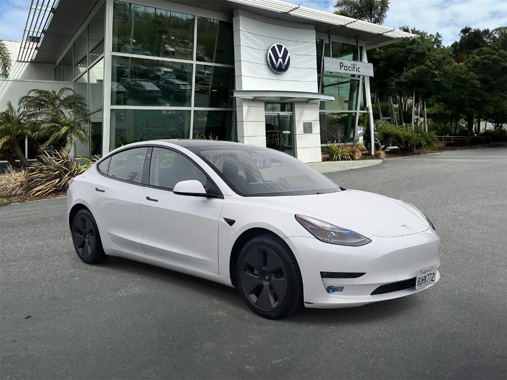 used 2021 Tesla Model 3 car, priced at $22,000