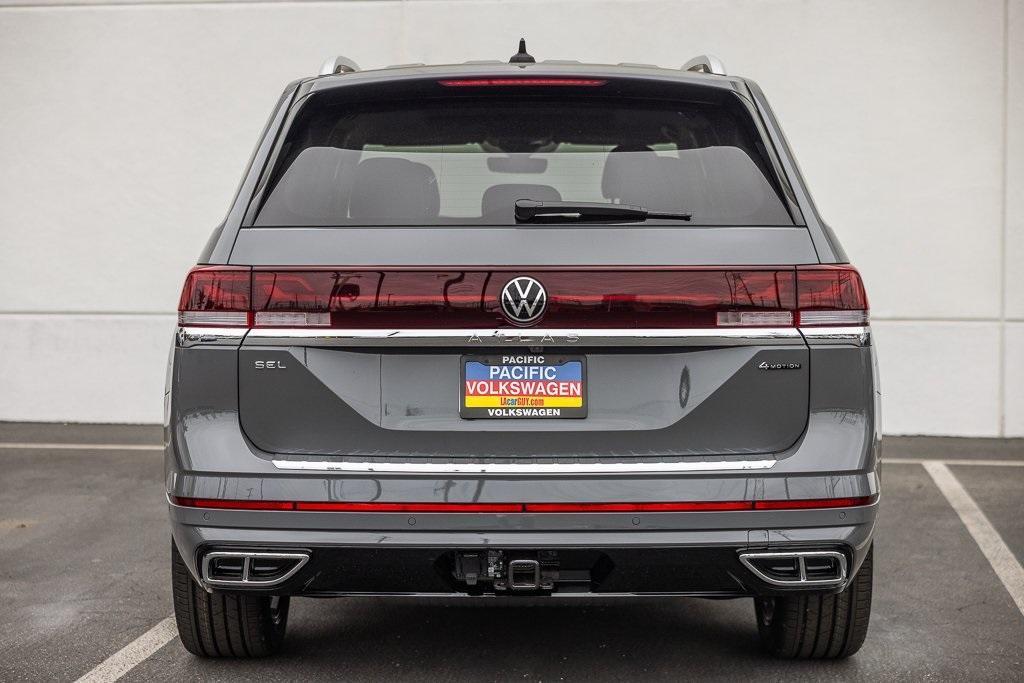 new 2025 Volkswagen Atlas car, priced at $54,199