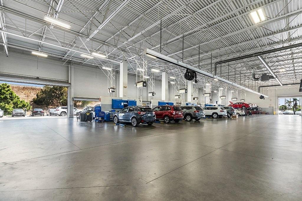 new 2025 Volkswagen ID.4 car, priced at $41,676