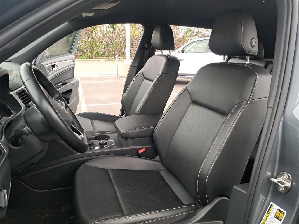 used 2020 Volkswagen Atlas Cross Sport car, priced at $25,500