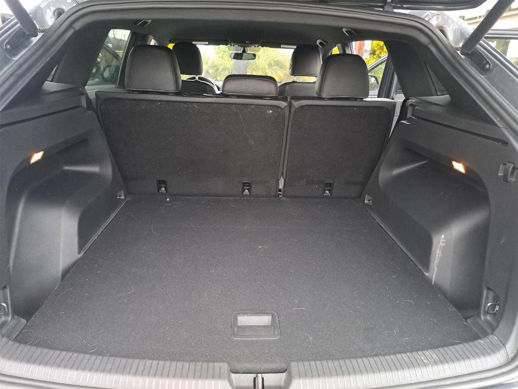 used 2020 Volkswagen Atlas Cross Sport car, priced at $25,500