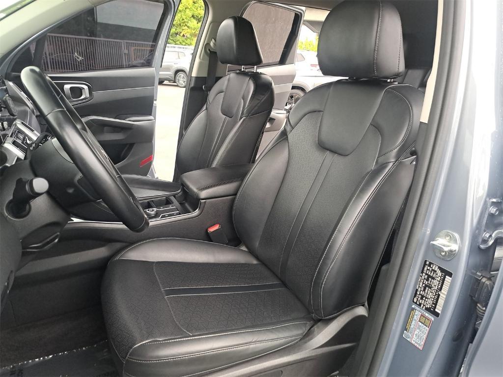 used 2021 Kia Sorento car, priced at $20,900