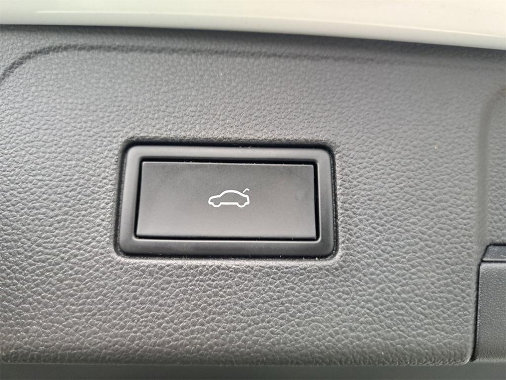 used 2021 Volkswagen Atlas car, priced at $26,990