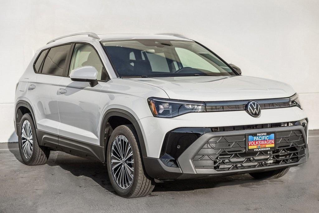 new 2025 Volkswagen Taos car, priced at $29,888