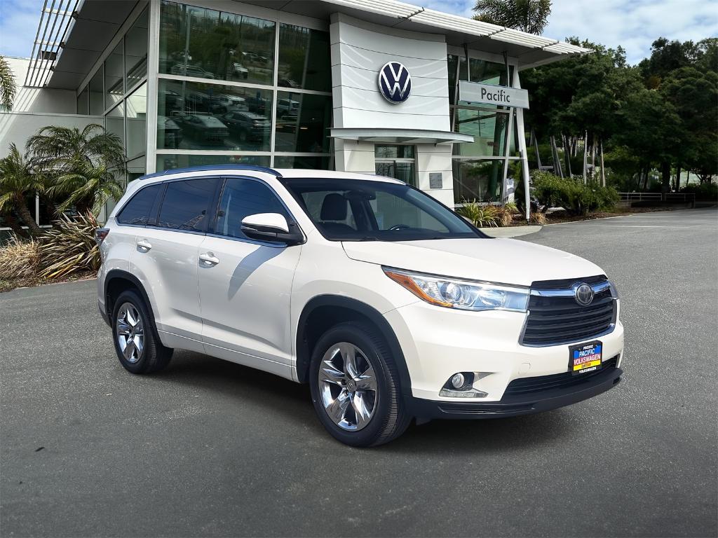 used 2014 Toyota Highlander car, priced at $18,000