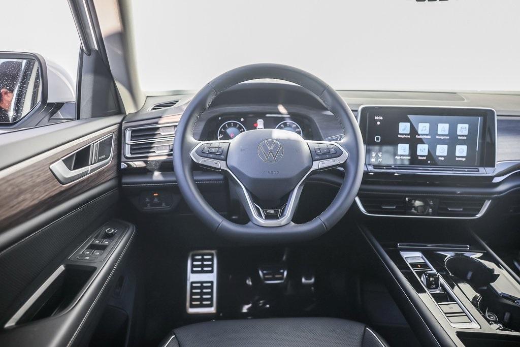new 2025 Volkswagen Atlas car, priced at $56,394