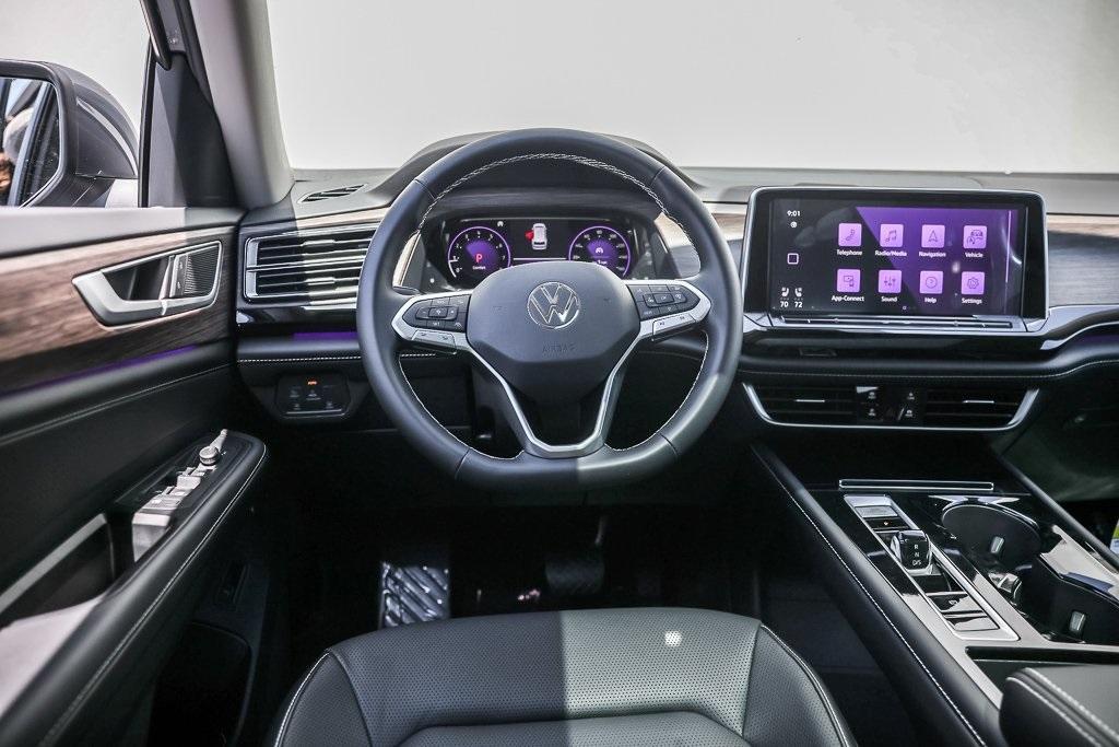 new 2025 Volkswagen Atlas car, priced at $50,289