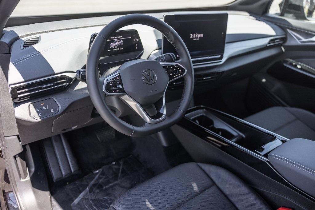 new 2025 Volkswagen ID.4 car, priced at $51,871