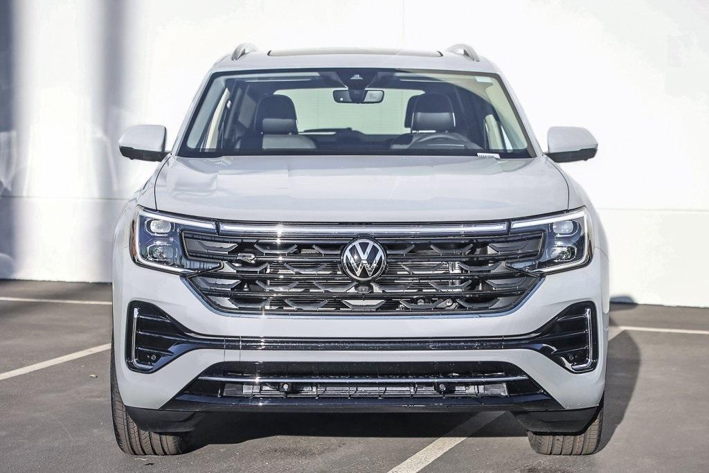new 2025 Volkswagen Atlas car, priced at $51,894