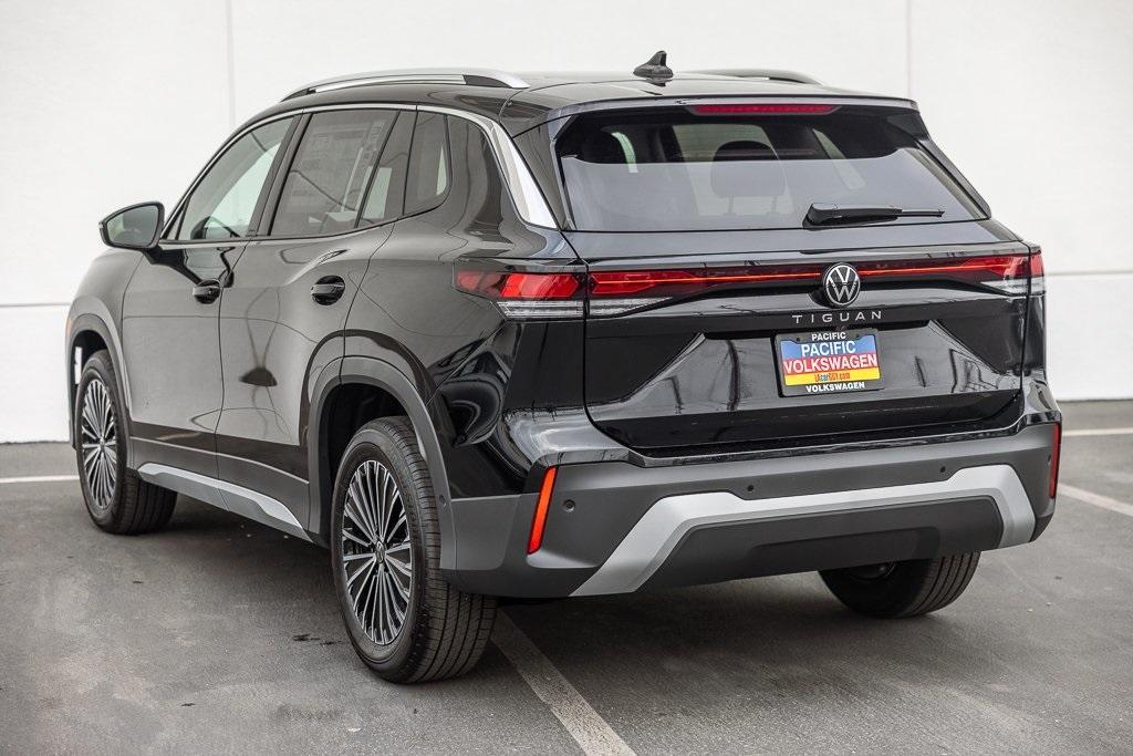new 2025 Volkswagen Tiguan car, priced at $31,136