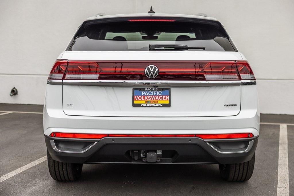new 2025 Volkswagen Atlas Cross Sport car, priced at $44,101