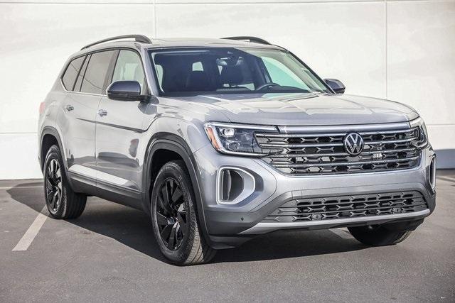 new 2025 Volkswagen Atlas car, priced at $44,161