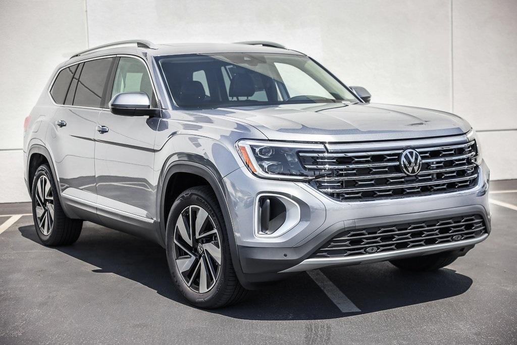 new 2025 Volkswagen Atlas car, priced at $49,434