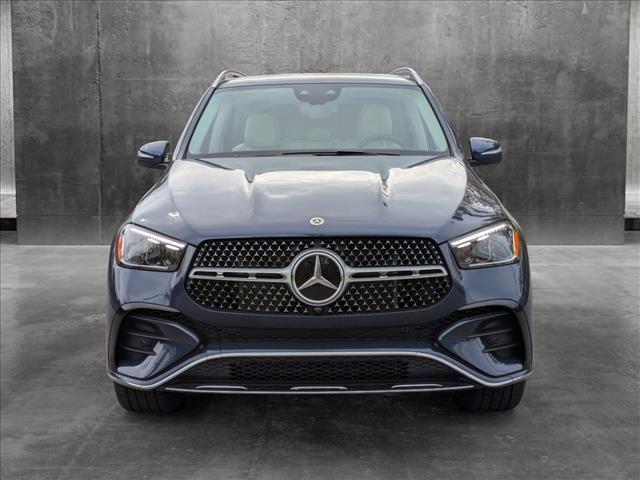 new 2025 Mercedes-Benz GLE 450 car, priced at $84,790