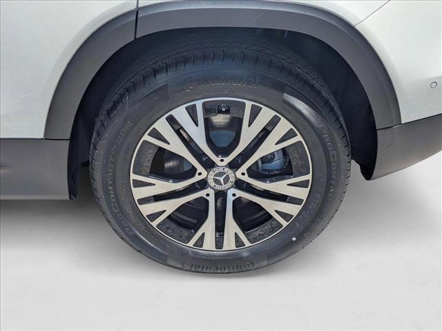 new 2025 Mercedes-Benz GLB 250 car, priced at $49,255