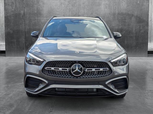 new 2025 Mercedes-Benz GLA 250 car, priced at $51,960