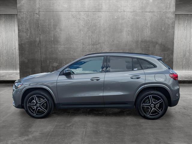 new 2025 Mercedes-Benz GLA 250 car, priced at $51,960