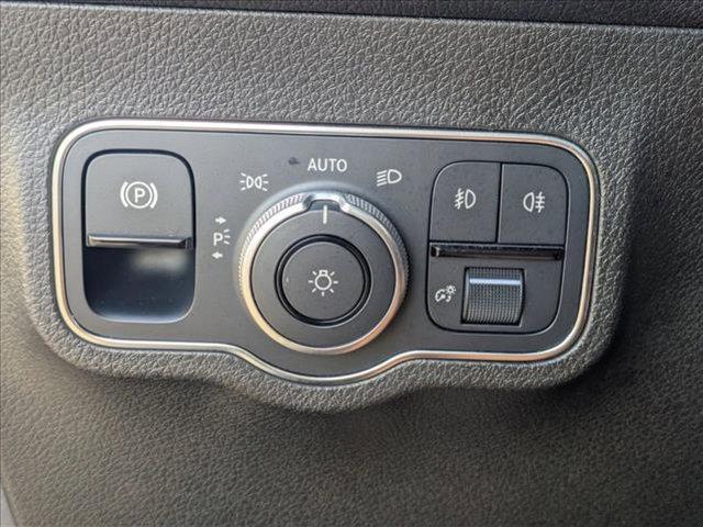 used 2021 Mercedes-Benz GLB 250 car, priced at $23,995