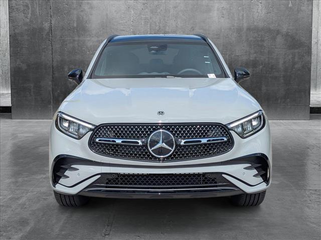 new 2025 Mercedes-Benz GLC 300 car, priced at $63,620