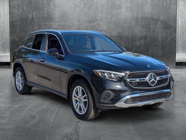 new 2025 Mercedes-Benz GLC 300 car, priced at $52,250