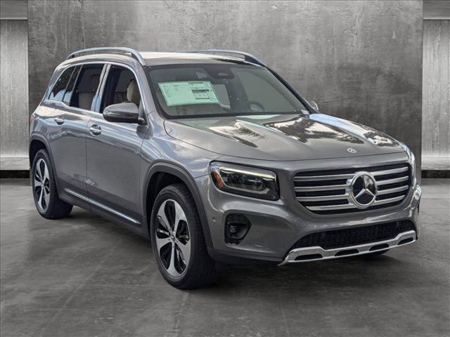 new 2024 Mercedes-Benz GLB 250 car, priced at $50,020