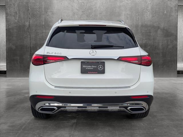 new 2025 Mercedes-Benz GLC 300 car, priced at $52,905