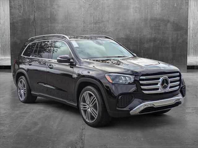 new 2025 Mercedes-Benz GLS 450 car, priced at $91,945