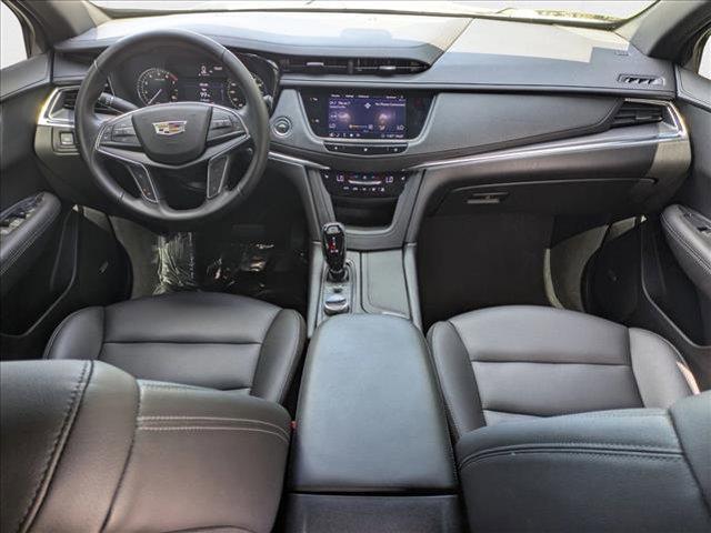 used 2020 Cadillac XT5 car, priced at $21,378