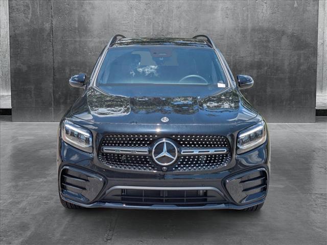 new 2025 Mercedes-Benz GLB 250 car, priced at $53,665