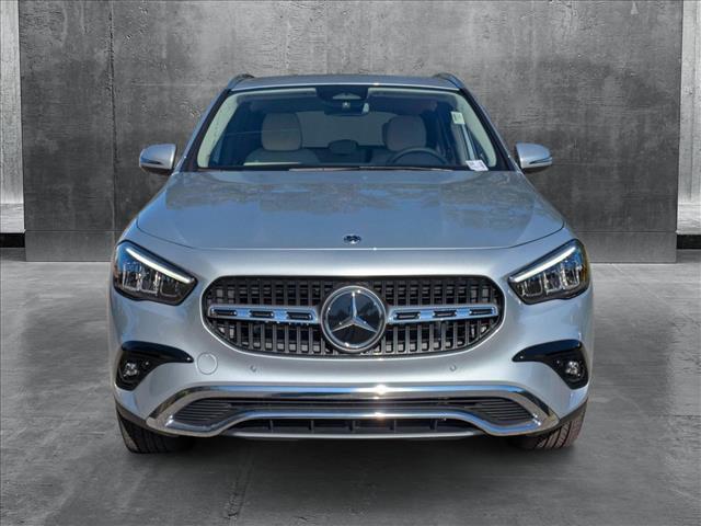 new 2025 Mercedes-Benz GLA 250 car, priced at $45,885