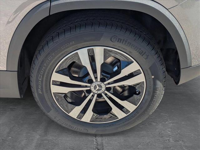 new 2025 Mercedes-Benz GLA 250 car, priced at $47,160