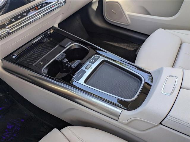 used 2025 Mercedes-Benz GLA 250 car, priced at $39,277
