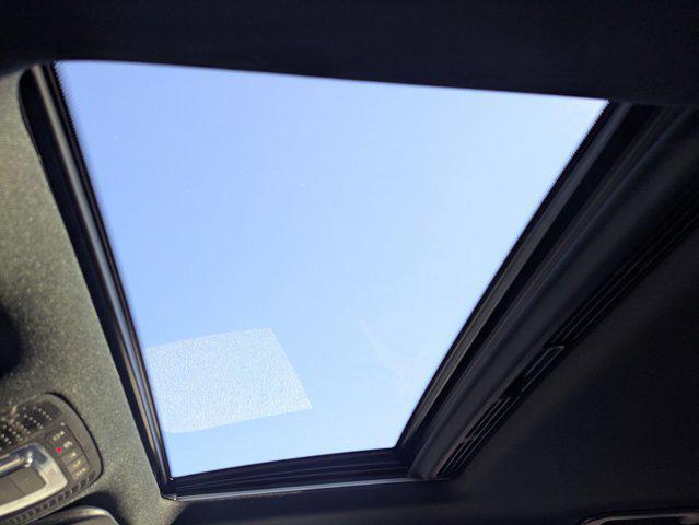 used 2020 Mercedes-Benz GLE 350 car, priced at $35,998