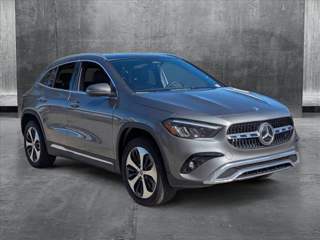 new 2025 Mercedes-Benz GLA 250 car, priced at $50,685