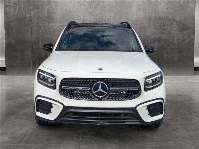 new 2025 Mercedes-Benz GLB 250 car, priced at $53,870