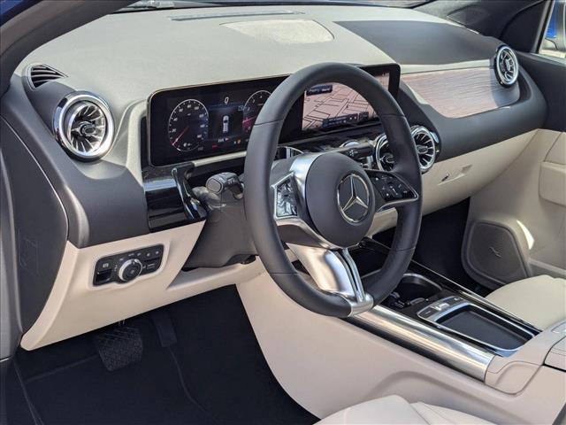 new 2025 Mercedes-Benz GLA 250 car, priced at $49,285