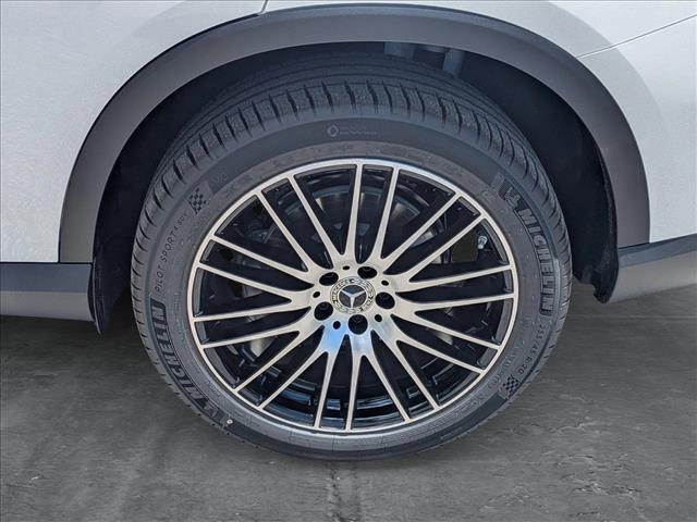 new 2025 Mercedes-Benz GLC 300 car, priced at $56,235