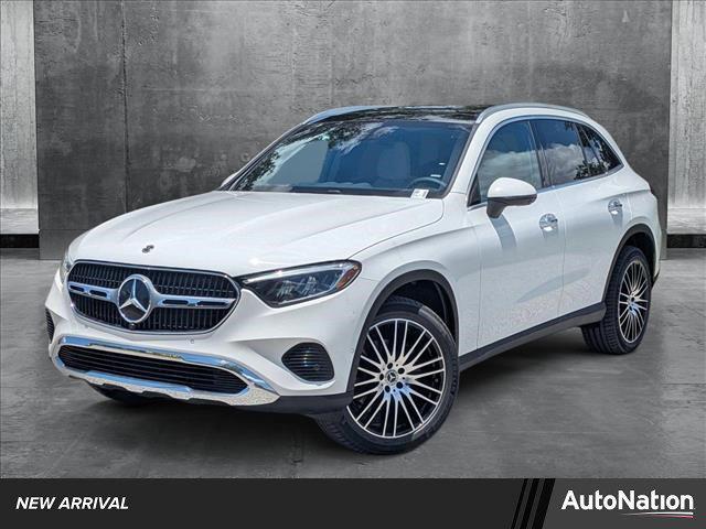 new 2025 Mercedes-Benz GLC 300 car, priced at $56,235