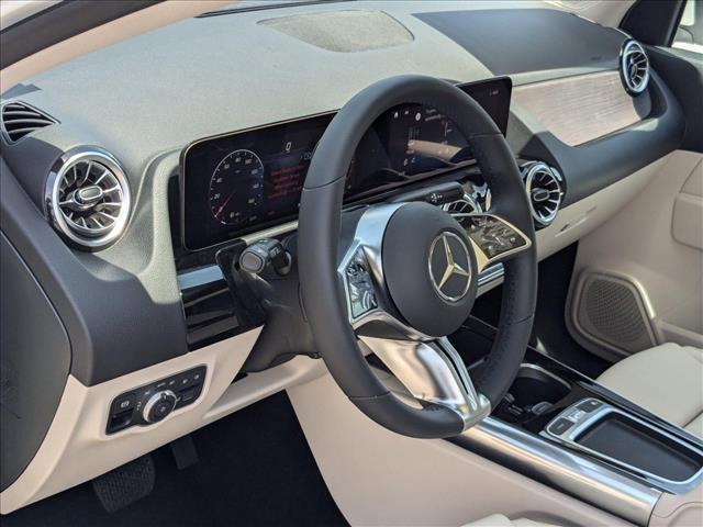 new 2025 Mercedes-Benz GLA 250 car, priced at $48,170