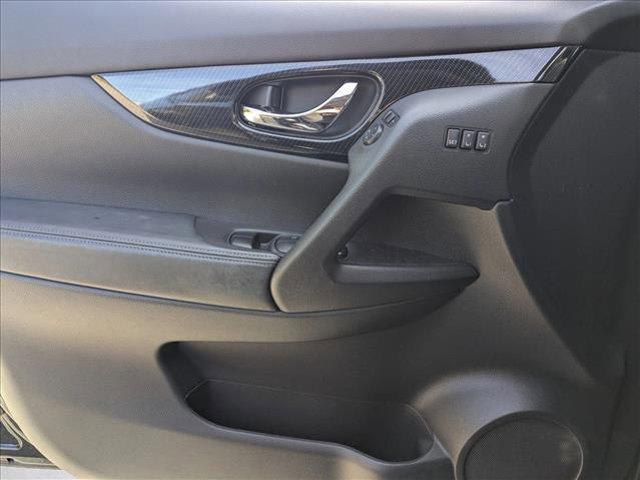 used 2019 Nissan Rogue car, priced at $16,370