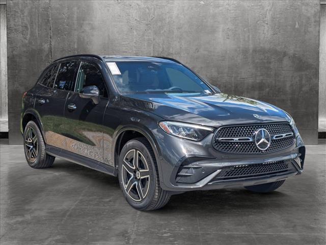 new 2025 Mercedes-Benz GLC 300 car, priced at $58,985