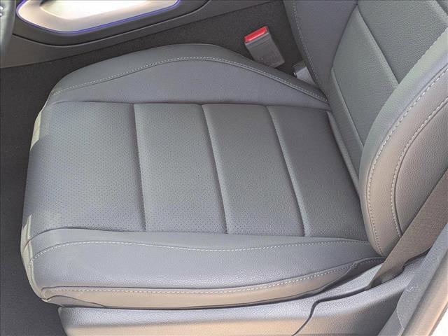 new 2025 Mercedes-Benz GLS 450 car, priced at $95,365