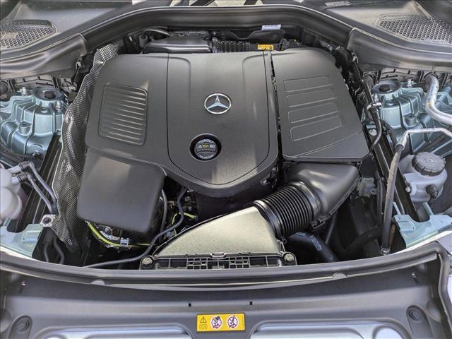 new 2025 Mercedes-Benz GLC 300 car, priced at $63,610
