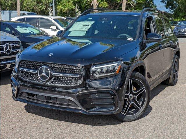 new 2024 Mercedes-Benz GLB 250 car, priced at $50,795