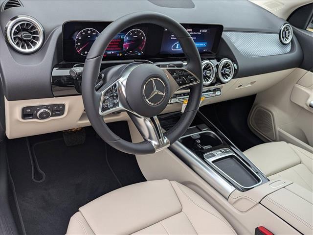 new 2025 Mercedes-Benz GLA 250 car, priced at $45,110