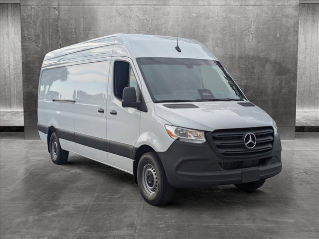 new 2025 Mercedes-Benz Sprinter 2500 car, priced at $67,177